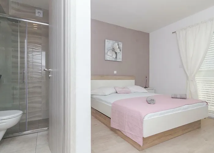 A&b Guest house Makarska