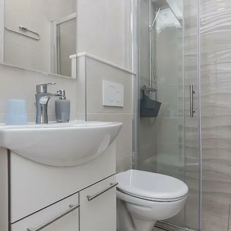 A&b Pensjonat Makarska